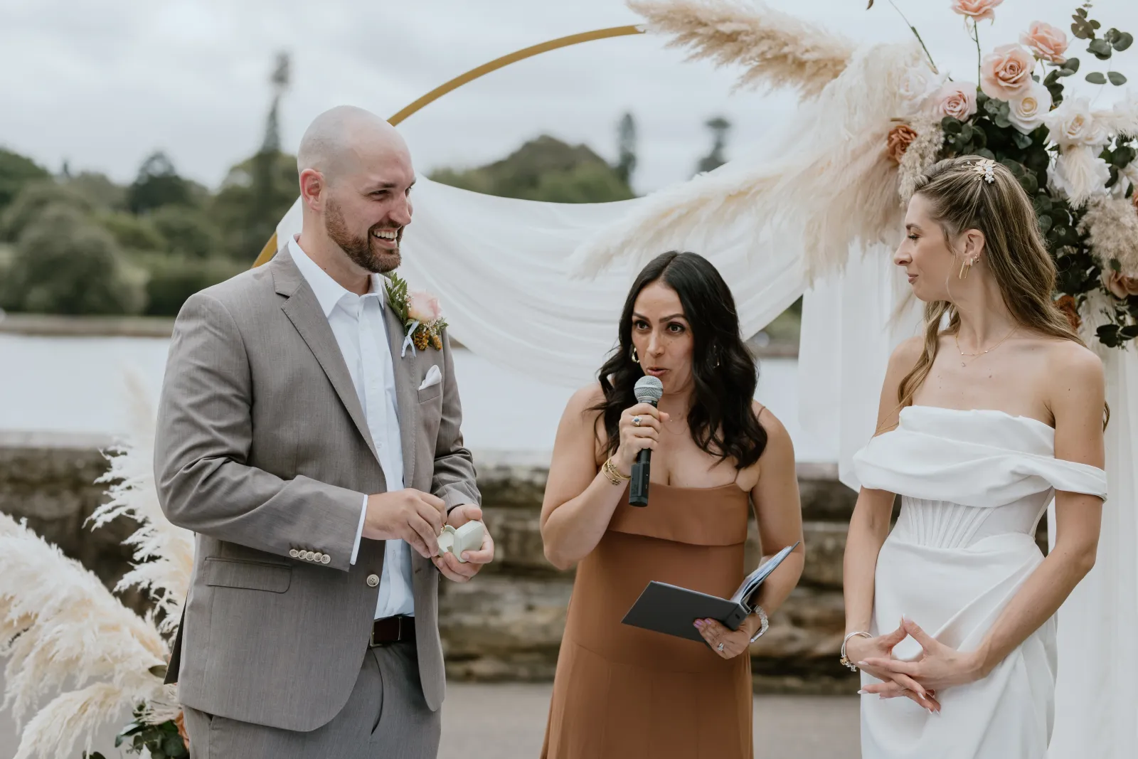 A bilingual Spanish wedding ceremony on the Gold Coast